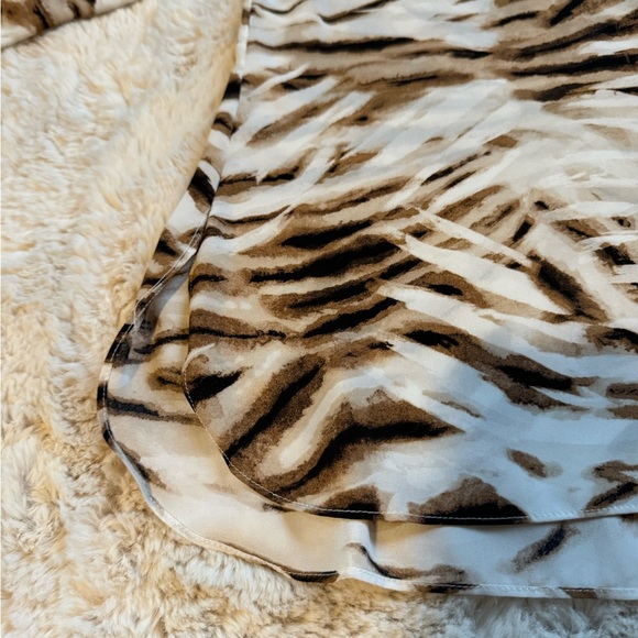 Tan and White Zebra Print Blouse - Picture 9 of 14